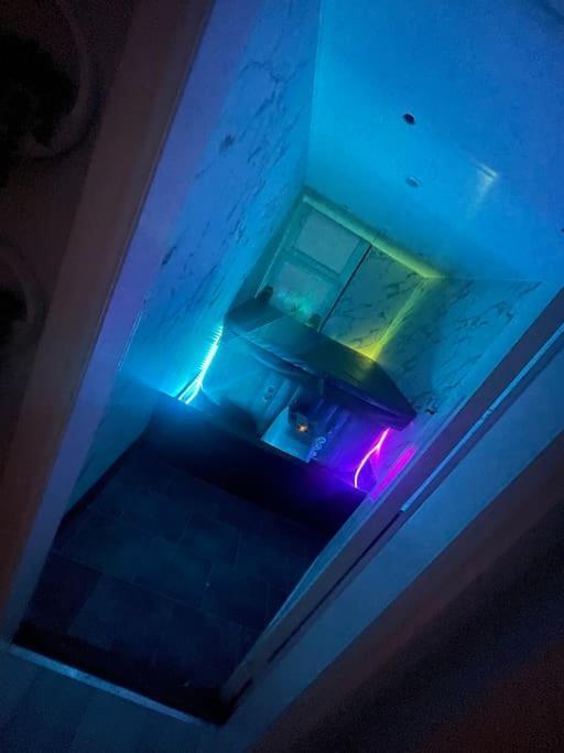 *Luxury 9Ine Lush Jacuzzi Apartment & Balcony* เบอร์มิงแฮม ภายนอก รูปภาพ